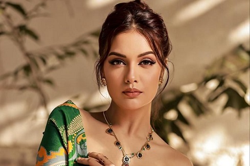 Reality TV Queen Divya Agarwal to host Atrangii TV and OTT’s first ever reality show K.I.N.K – Kiss Ishq N Konnections